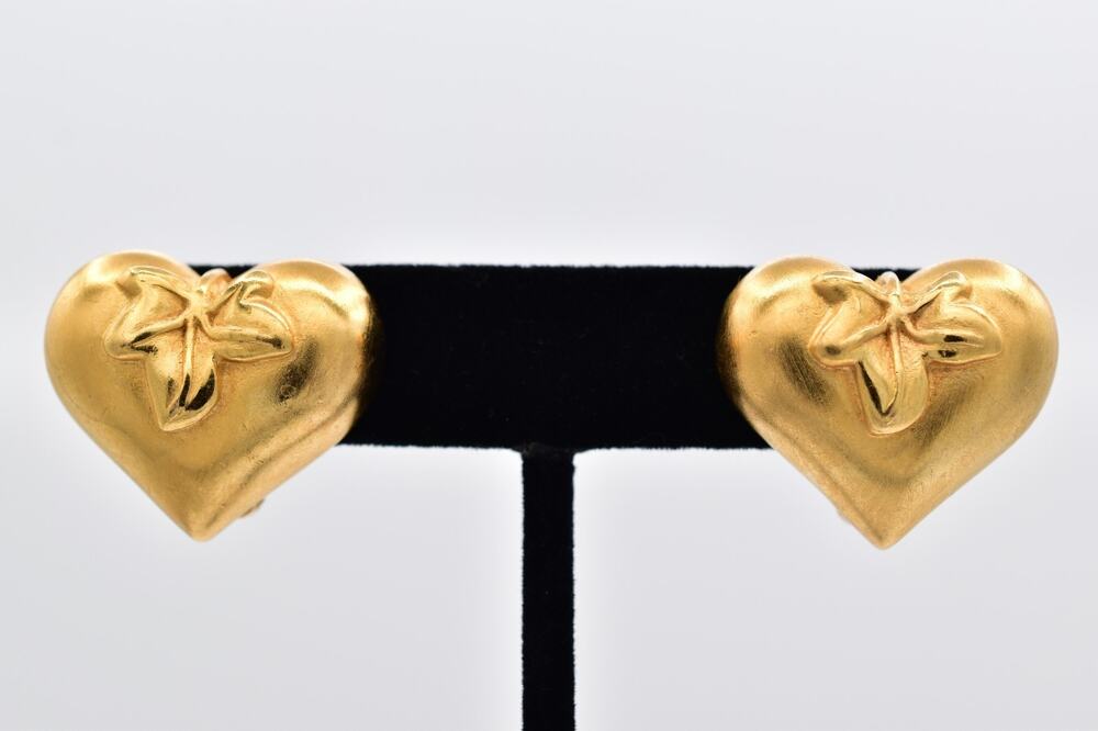 Givenchy Vintage Strawberry Heart Clip On Earrings Brushed Gold Signed 80s BinAY
